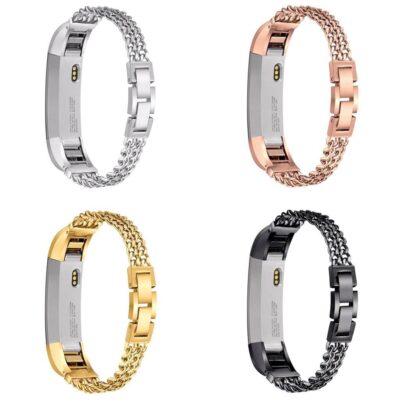 Stylish Chain Link Bracelet for Fitbit Alta & Alta HR. Available in silver, rose gold, gold, and black, this accessory combines elegance with functionality for your fitness tracker