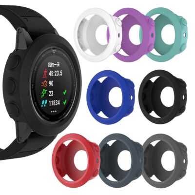 Protect your Garmin Fenix 5 with our durable Protective Case. Available in multiple colors, this case adds style while safeguarding your watch during any adventure