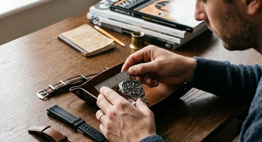 Omega Seamaster Strap Size: Complete Guide to What Fits and What Doesn't