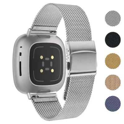 Pro Mesh Strap for Fitbit Versa 4 in metal, compatible with Fitbit Versa and Versa 4. Available in sizes L, M, S, and multiple colors for a stylish look