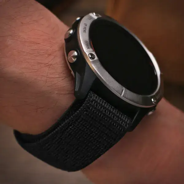 g.ny6a.1 Black Wrist StrapsCo Hook and Loop Horizon Watch Band Strap For Garmin Devices
