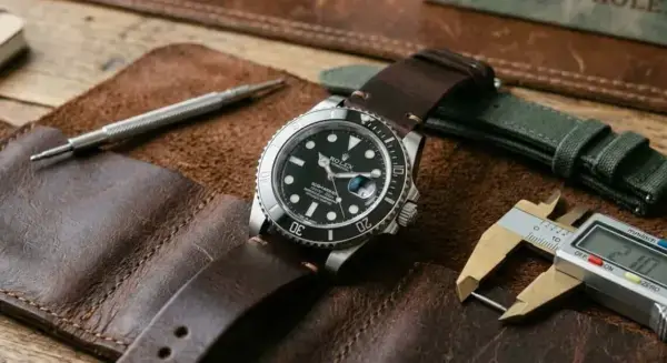 Rolex Submariner Strap Size: Your Complete Guide to 20mm and 21mm Fits