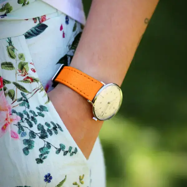 w.ks7 Creative Women’s Textured Leather Strap With Quick Release Orange