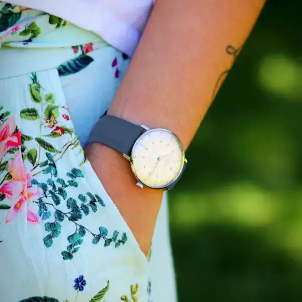 st19 Creative Classic Women’s Strap With Quick Release Blue
