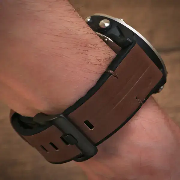 g.r73a.2 Wrist Cigar StrapsCo Leather Hybrid Strap QuickFit 22 Watch Band for Garmin Watch