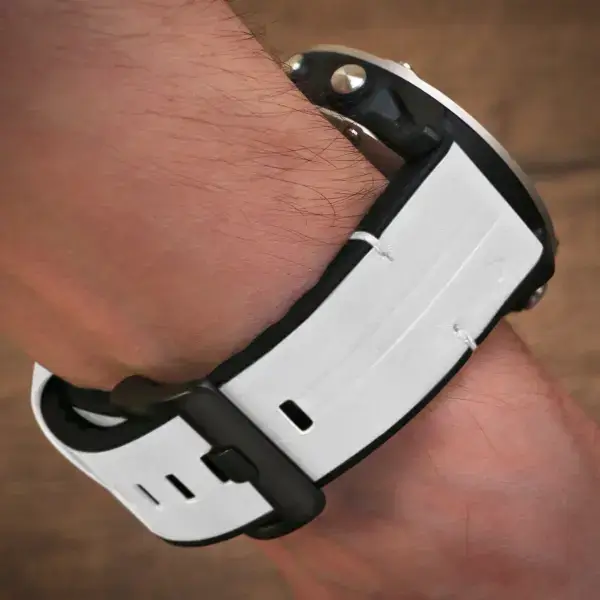 g.r73a.22 Wrist Arctic StrapsCo Leather Hybrid Strap QuickFit 22 Watch Band for Garmin Watch
