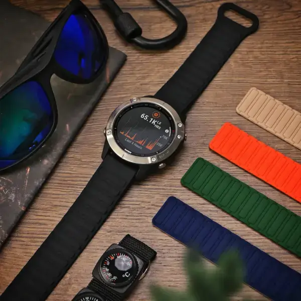 g.r88 Flatlay StrapsCo MagLoop Active Watch Band Strap for Garmin QuickFit 20 22 26