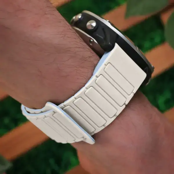 g.r88.22.5 Wrist White & Sky StrapsCo MagLoop Active Watch Band Strap for Garmin QuickFit 20 22 26