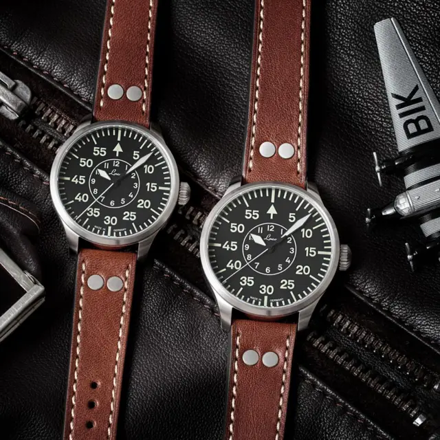 Pilot Bands vs. Aviator Straps: A Detailed Comparison