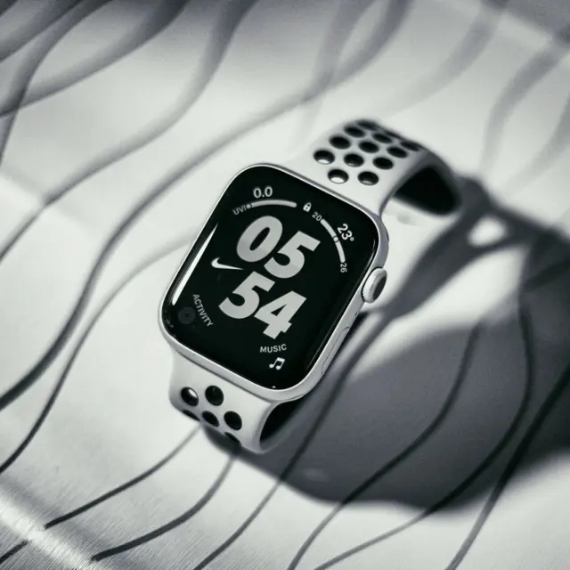 silver apple watch