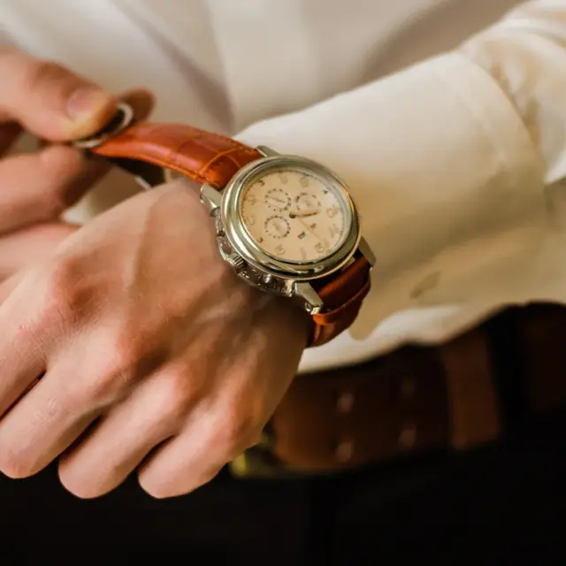 How to Pair Your Watch Strap with Seasonal Outfits